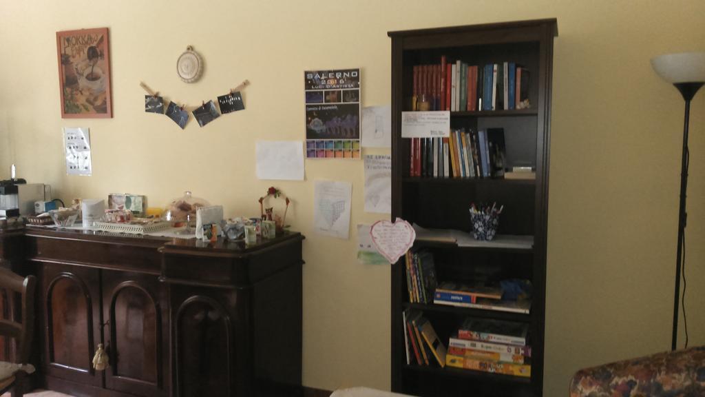 Chiavi Antiche B&B サレルノ エクステリア 写真
