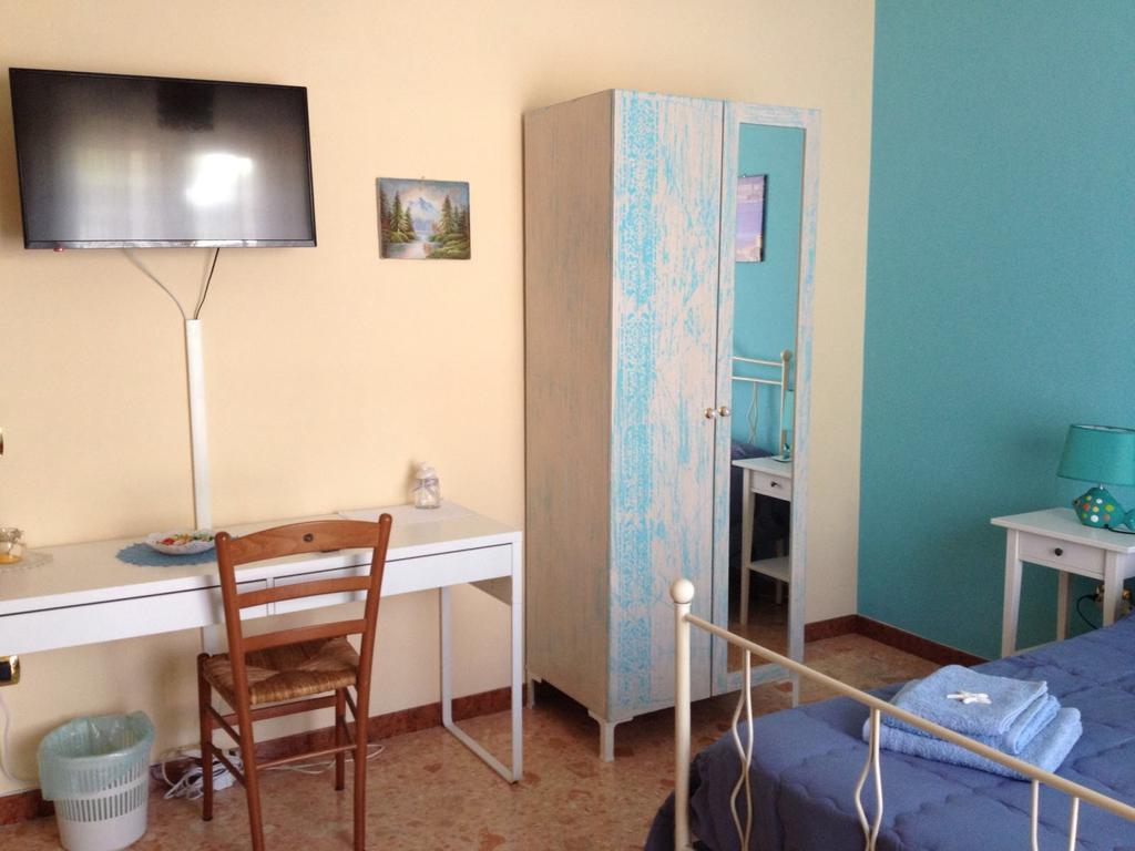 Chiavi Antiche B&B サレルノ エクステリア 写真